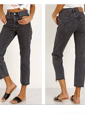 Levi’s "Wedgie Straight" Button Fly Ankle Jeans - Charcoal Black - Size W26/L26